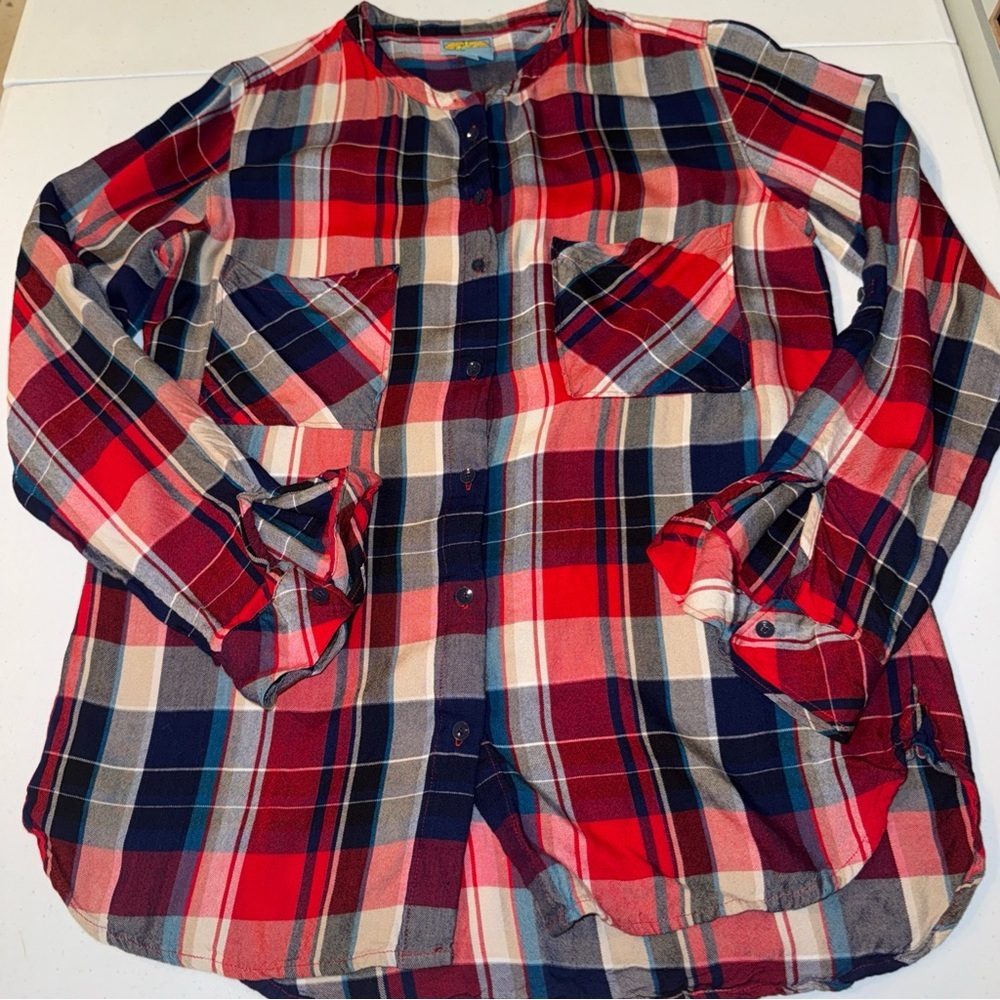 C&C‎ California Red Navy Plaid Roll Tab Sleeve Rayon Button Down Shirt Medium